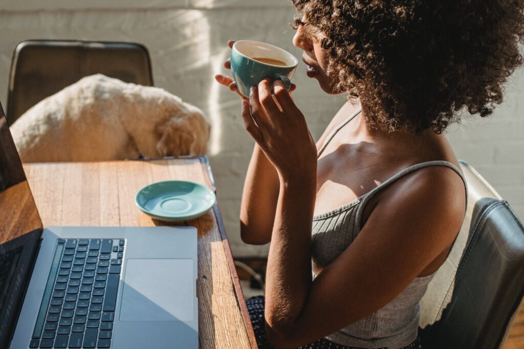 How To Work For Yourself Online: My Journey As a WFH Mom