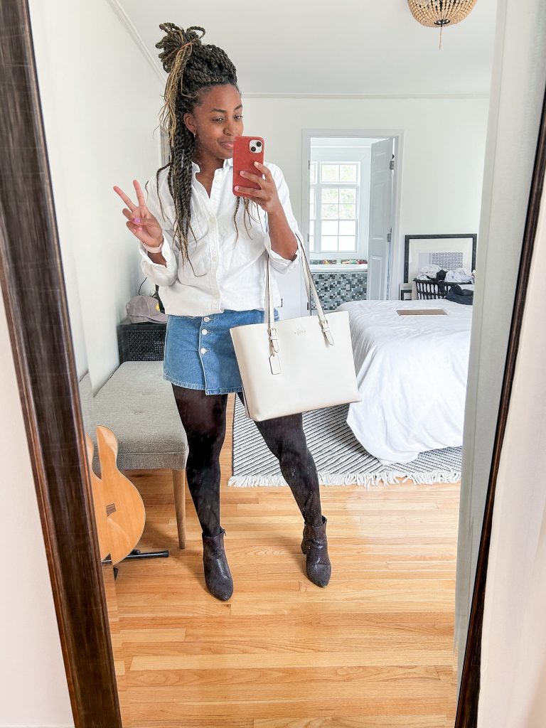 Button up denim skirt- Mini Denim Skirt Outfit Ideas