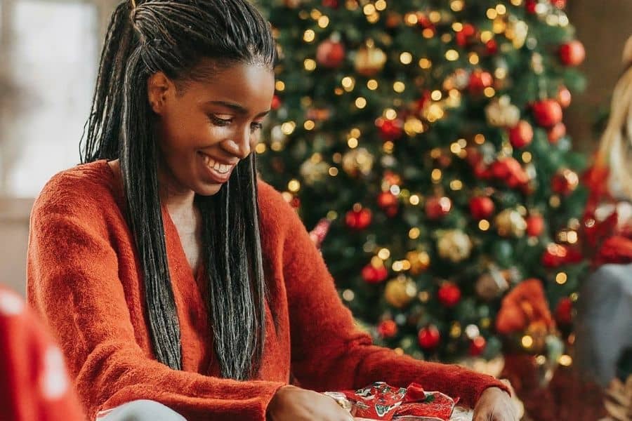 31 Best Christmas Gift ideas for women under $20 (2025)